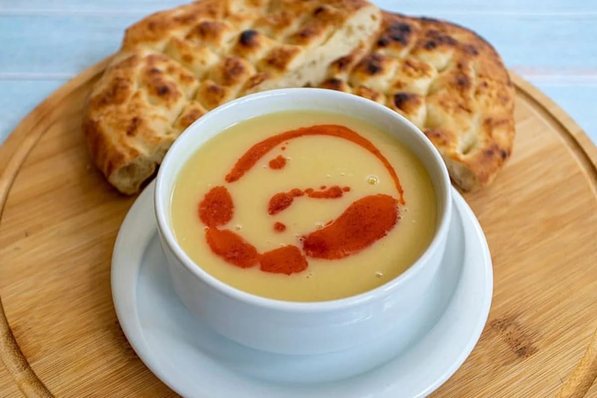 Lokanta Usulü Mercimek Çorbası